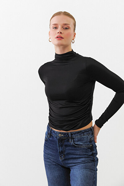 urban focus Gathered Body