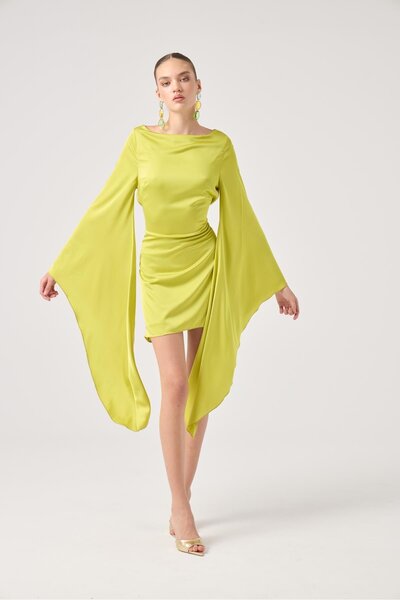 HOLLY LOLLY Φόρεμα με ανοιχτή πλάτη ισπανικό σατέν Halle πράσινο