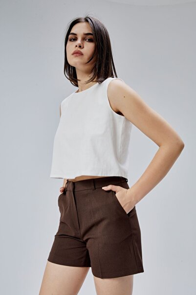 Bolivente Ecru Regular Crop Blouse