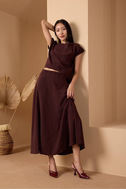 Bolivente Bitter Brown Loose Cut Elastic Waist Woven Skirt
