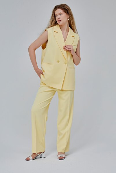 Bolivente Yellow Loose Cut Baggy Pants
