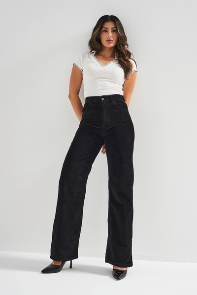 its basic Жіночі чорні Doris 26w41 кольору Straight Fit товсті вельветові штани