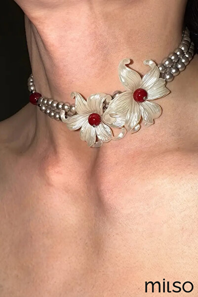 MİLSO İris Çiçekli Tatlısu İnci Kolye – Gümüş Tonlu, Çift Katmanlı, Choker Model