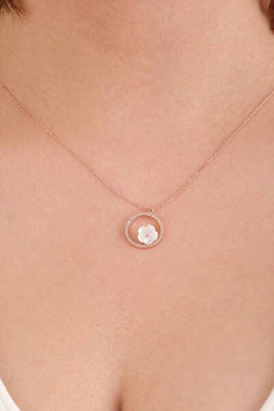 A-STİL TAKI 925 Ayar Gümüş Hediye Kutulu Zirkon Taşlı Manolya Çiçeği Kolye