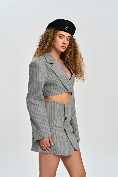 MAI STUDIOS CO. Elegáns szürke kabát és szoknya szett