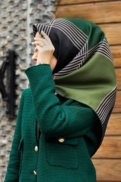 Vissona 57% Silk 43% Viscos Twill Silk Geometric Pattern Emerald Green Color 90X90 Scarf Planting Shape : Hand