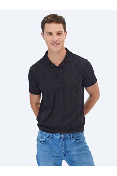 Kip Μπλουζάκι με μαύρο ζακάρ γιακά Κούβας