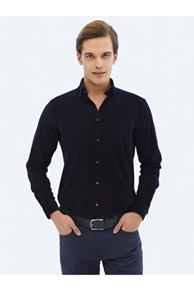 Kip Темно-синя сорочка з фігурним коміром, прямий крій, тканий оксамит, 100% бавовна