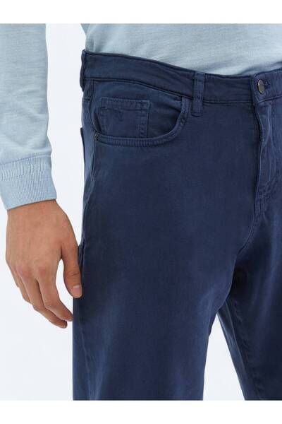 Kip İndigo Dokuma Carrot Fit Casual Pamuk Karışımlı Pantolon