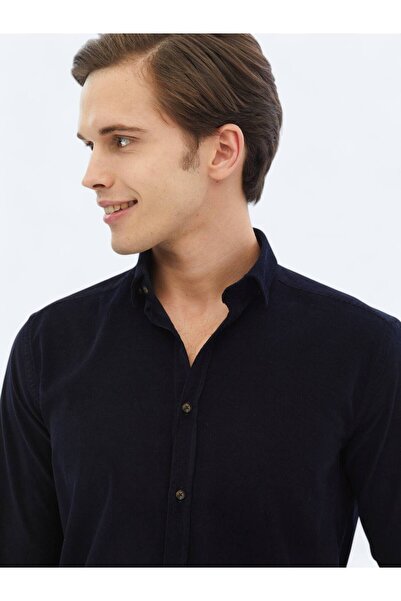 Kip Темно-синя сорочка з фігурним коміром, прямий крій, тканий оксамит, 100% бавовна