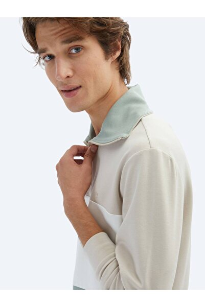 Kip Bej Dik Yaka Sweatshırt