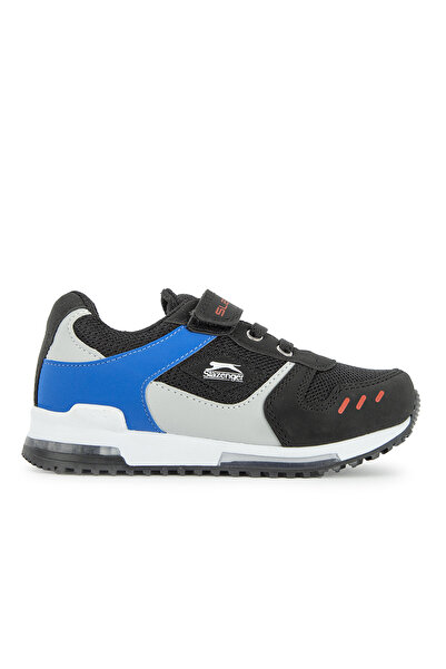 Slazenger حذاء رياضي أسود للأولاد من إدموند KTN مزود بشريط فيلكرو