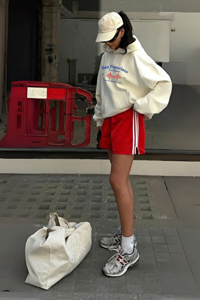 Le'sluette shadow of style Kadın San Francisco Nakışlı Relaxed Karyoka Dikişli Kapüşonlu Sweatshirt