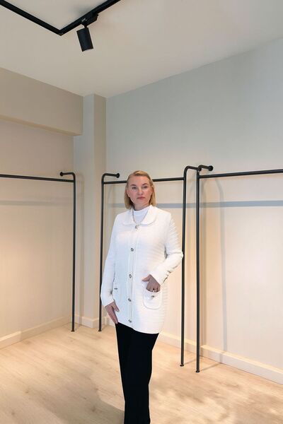 VALİN Medium Size Knitted Cardigan with Buttons on the Front and Pockets