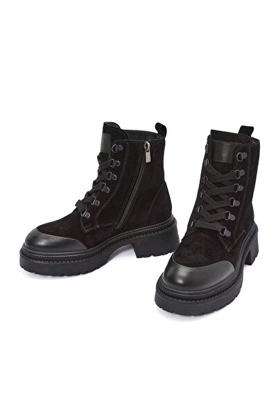 Derimod Kadın Siyah Fermuarlı Süet Deri Postal Bot 24WFD512910