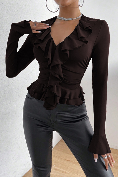 Edela Μακρυμάνικη μπλούζα με λαιμόκοψη σε σχήμα V σε σκούρο καφέ με βολάν