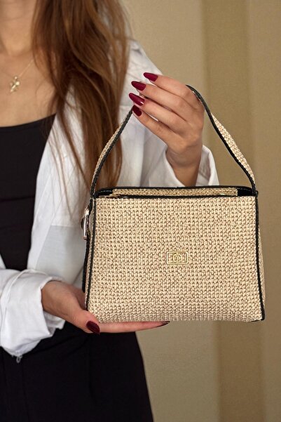 Classbag حقيبة كتف وحقيبة يد نسائية من القش ذات ملمس كريمي