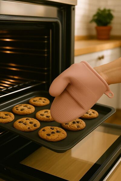 Silicorner Fireproof Non-Stick Professional Heat Resistant Silicone Oven Mitt...