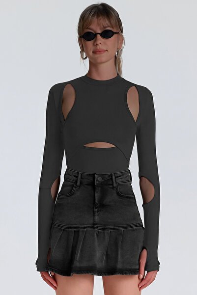 Linich&Co 5077 Back and Window Cutout Smoked Blouse