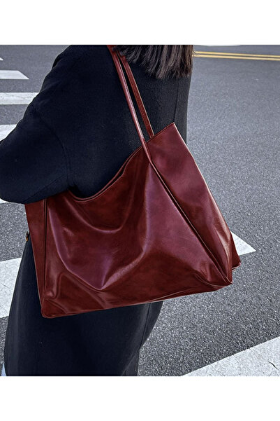 Mojeva Puha bordó puha bőr női válltáska