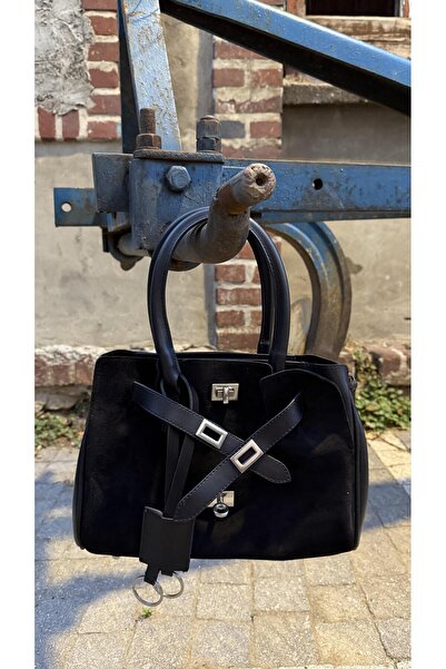 Eataly Shoes حقيبة جابرييل سوداء مع إكسسوارات فضية