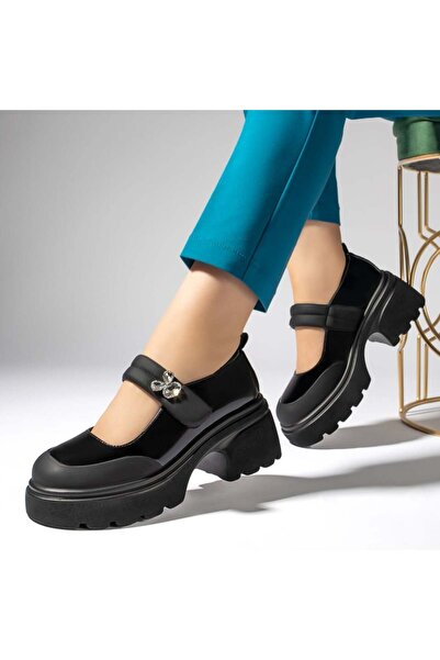 BMoD Pantofi casual negri pentru femei cu aspect strălucitor MOD13441