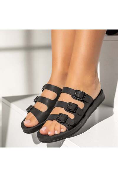 Modlet.ro Γυναικείες μαύρες casual παντόφλες με αγκράφες MOD05341