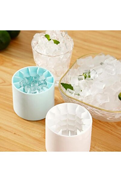 Flippy Silicone Ice Tray with Lid, Flippy, Cylinder Ice Mold, BPA-free, 9x8.5x8 cm, Blue