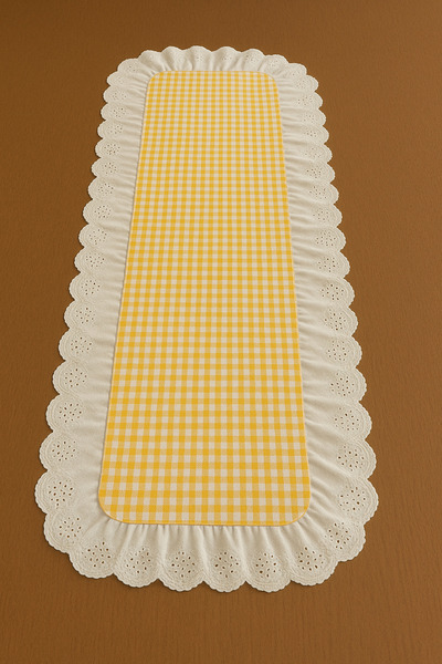 Belomia Home Collection Pötikareli Zefir Kumaş Fisto Fırfır Detaylı Runner 40x110 cm Sarı-Beyaz