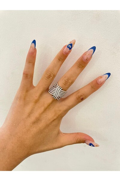 BYYEŞO خاتم بتفاصيل عقدة مرصعة بالزركون الكامل (فولاذ)