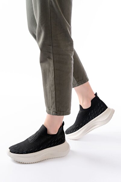 Budi Dm-707 Black Mesh White Faillant Sole Casual Sports Shoes with Stone Accessories