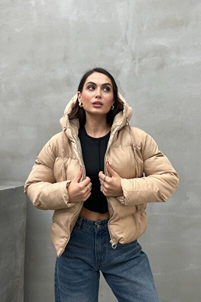 spirituel Dámský krátký péřový kabát s kapucí a kapsami