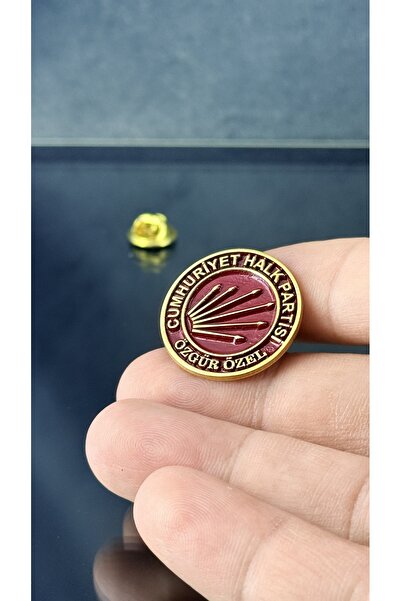 Kuyumcudan Özgür Özel Yazılı CHP Yaka Rozeti