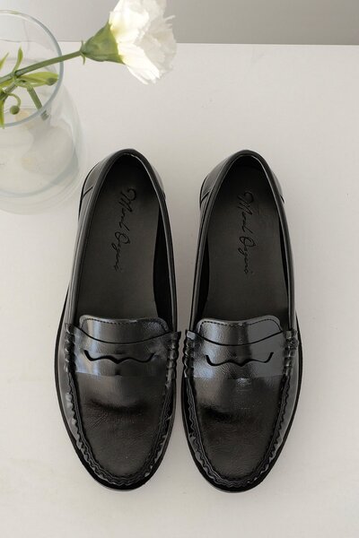 Meral Özgenç Düz Tabanlı Loafer