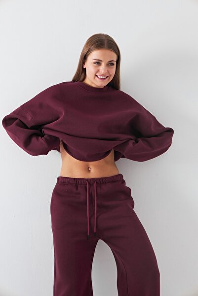 The Champ Clothing Unisex Oversize Sweatshirt Basic Burgundy – Crew Neck, 3 Thread Raised Fleece