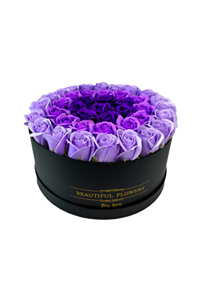 velve Aranjament floral Divine, in cutie rotunda neagra cu 51 trandafiri de s...