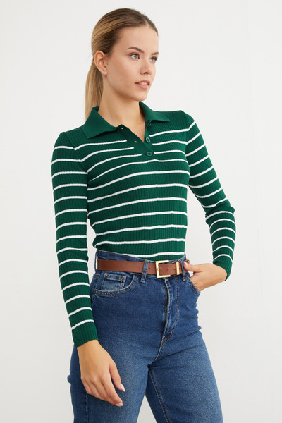 Fulla Moda Çizgili Polo Yaka Yarım Düğmeli Triko Kazak