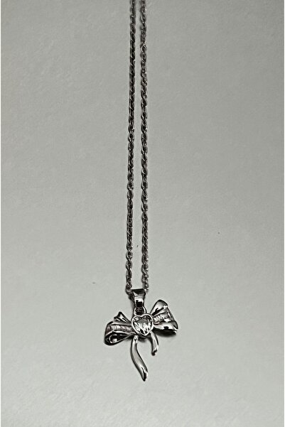 REFLECTS STYLİSH BEAUTY AYICIKLI SİLVER KURDELE KOLYE(ANAHTAR HEDİYELİ)