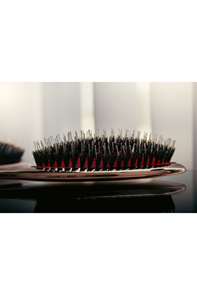 Hairy Brush Perie de par premium cu peri naturali de mistret si silicon antistatic,pentru toate tipurile de par