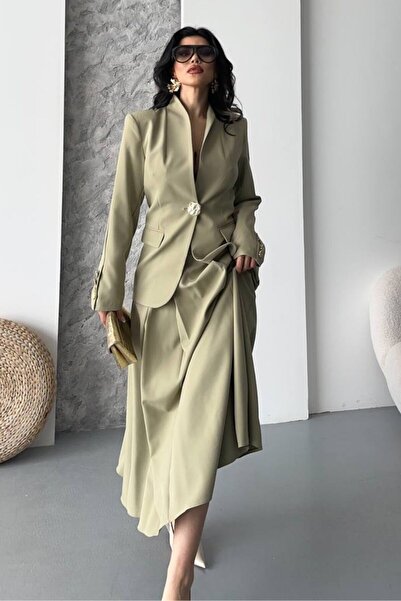 spirituel Set dublu pentru femei, cu detaliu elegant cu nasturi, cu guler ridicat, jachetă, fustă lungă, cu clopot