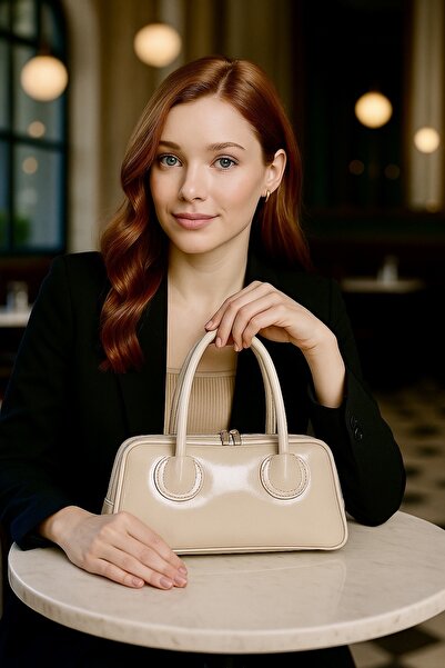 ESTUTE Pera Luxury Shiny Leather Shoulder Bag – Trendy & Stylish Design