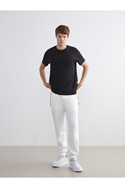 LC Waikiki Ανδρικό παντελόνι Jogger με χοντρό κορμό Ecru Standard Fit