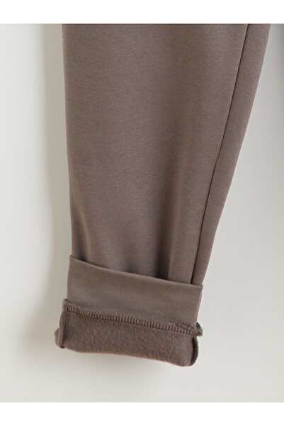 LC Waikiki Λαμπερές επιλογές από το Shining Store | Ανδρικό αθλητικό παντελόνι Standard Mold