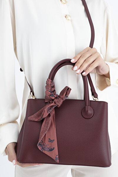 Matthew Cox حقيبة يد نسائية باللون الأحمر الداكن BYN2447