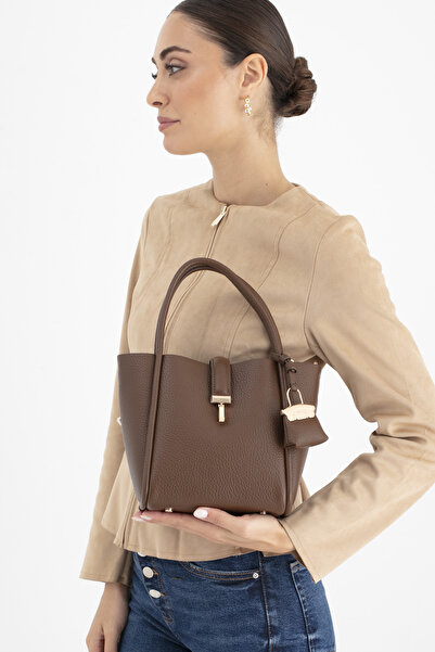 Matthew Cox Women's Arm Bag Brown Byn2418