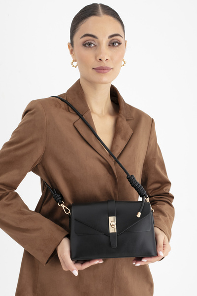 Matthew Cox GEANTĂ DE BRAȚ PENTRU FEMEI NEGRĂ BYN2403