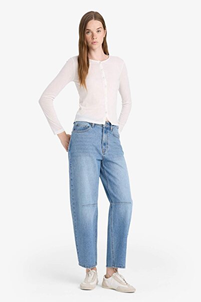 DeFacto Pantaloni de blugi cu picioare drepte, cu talie normală, lungime la gleznă, spălat cu zăpadă F2959AX25WN