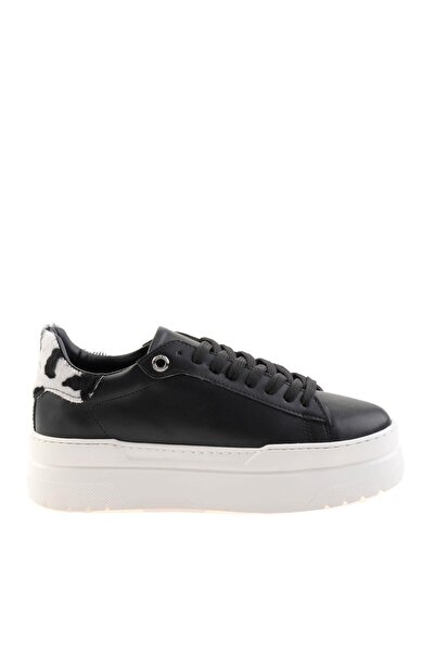 Bambi Siyah Kadın Sneaker K01791072409