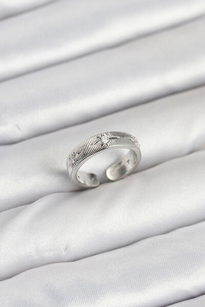 callerrons accessories خاتم نسائي من النحاس الفضي اللون مرصع بحجر الزركون موديل نجمة القطب - EBJ250927W37986