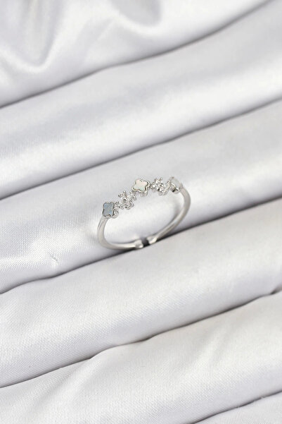 Belle Fusion خاتم نسائي من النحاس الفضي اللون من BFS بتفاصيل البرسيم البسيطة